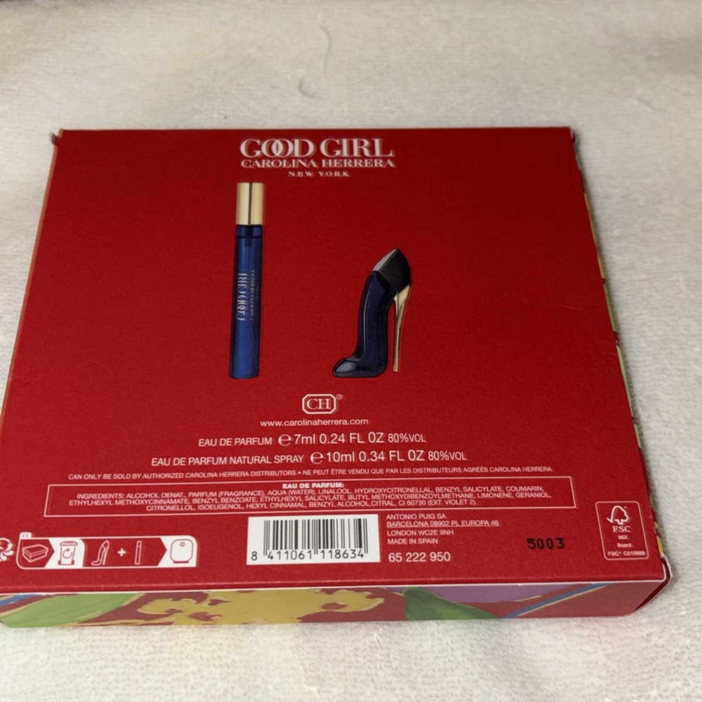 Carolina Herrera Good Girl Perfume Miniature Travel Gift Set New - Picture 2 of 3